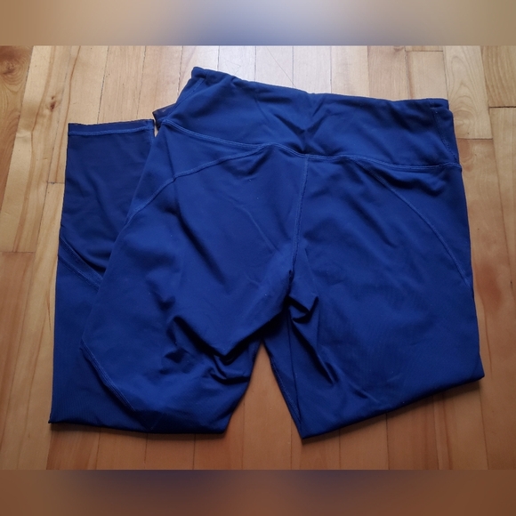 Victoria's Secret Sport Knockout tights. Mesh parts. Royal blue. Size L. - Picture 4 of 14